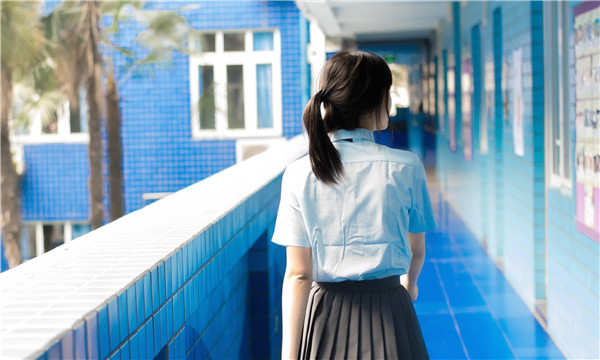 普定如何找到一个可以帮助我生孩子的女人？